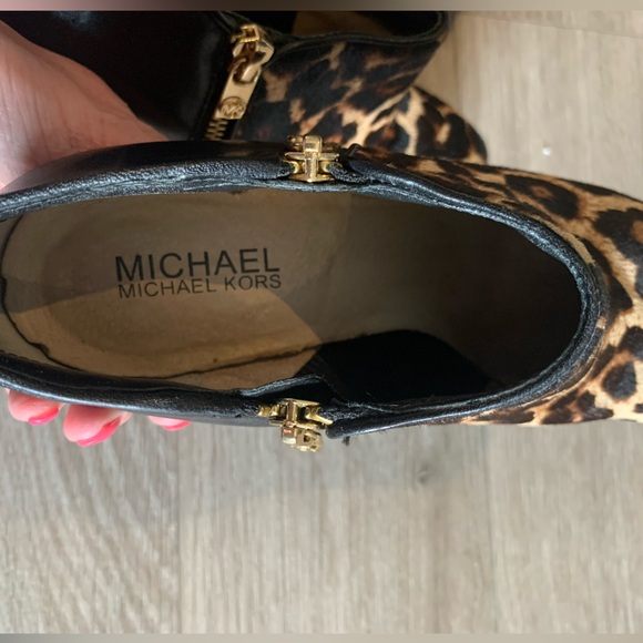 Michael Kors Collection leopard-print calf hair ankle booties - Picture 2 of 3